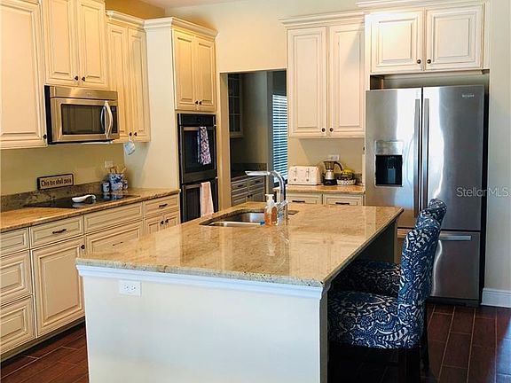 5th image of 1224 Hillandale Reserve Dr