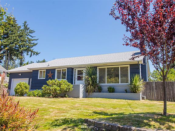 3rd image of 210 N 21st Ave