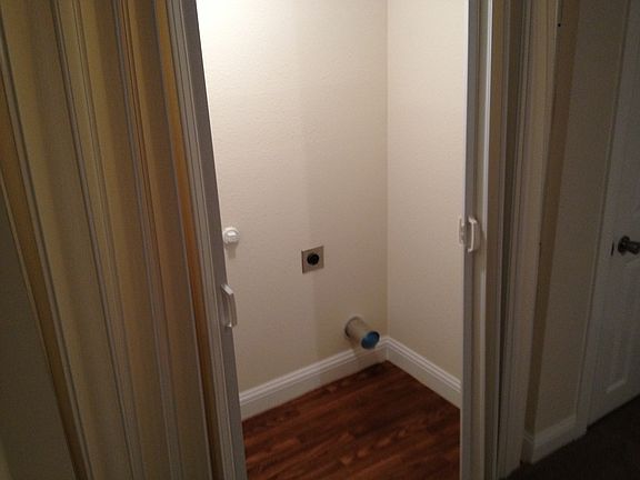 3rd image of 5008 Catalpa St