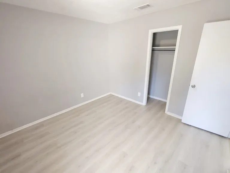 3237 Capwood Curv — Photo 11