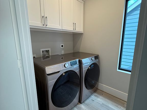 3rd image of 804 Dorothy St #B