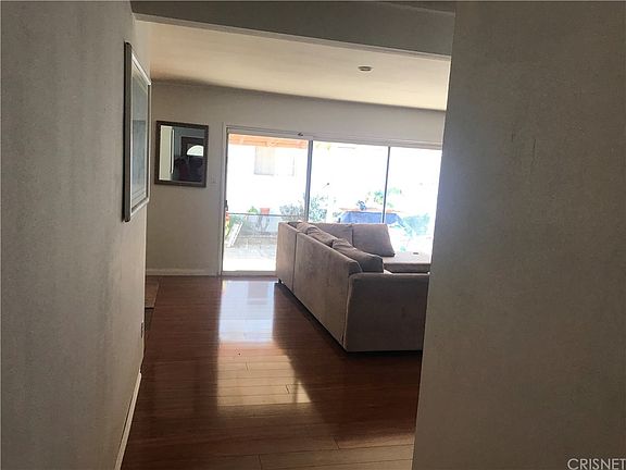 2nd image of 7124 Nagle Ave