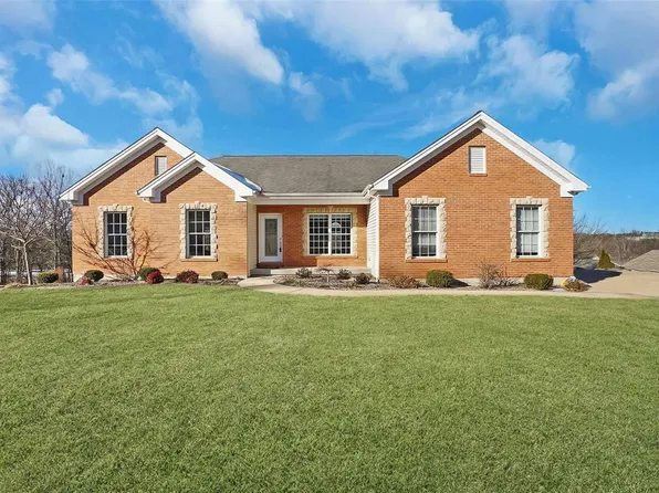 1969 Marquart Dr, Washington, MO 63090