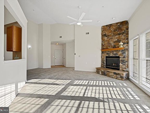 5th image of 1120-J Spalding Dr #21