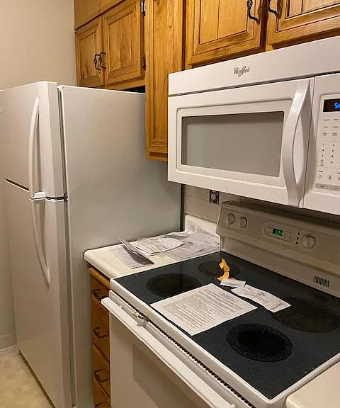 34 Padanaram Rd #317 — Photo 8