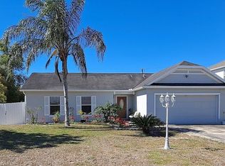 909 Wilmington Dr, Deltona, FL 32725