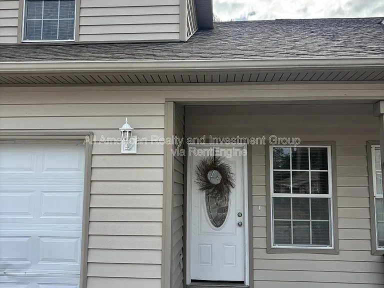 42 Avery Dr — Photo 1