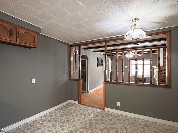 5th image of 1015 6th St