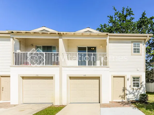 148 Carol Susan Ln, Fort Pierce, FL 34982