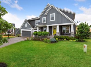 4163 Monarch Ct, Lake Elmo, MN 55042