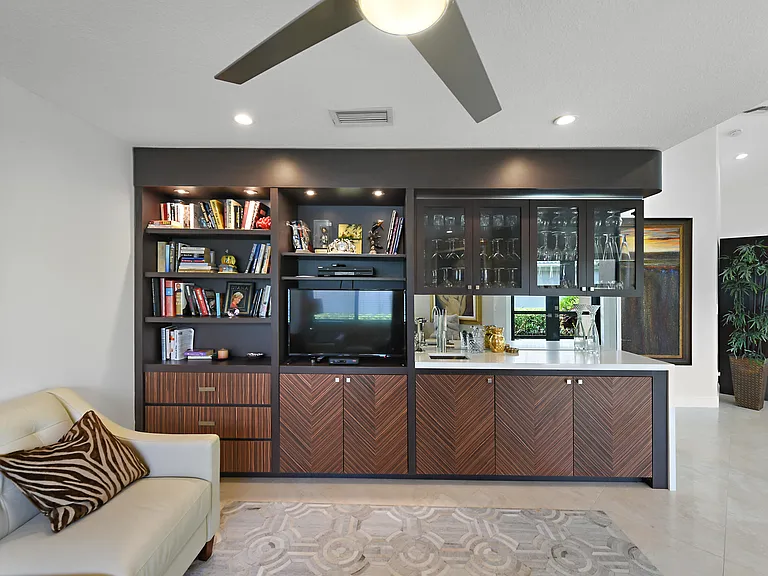 11204 Clover Leaf Cir — Photo 10