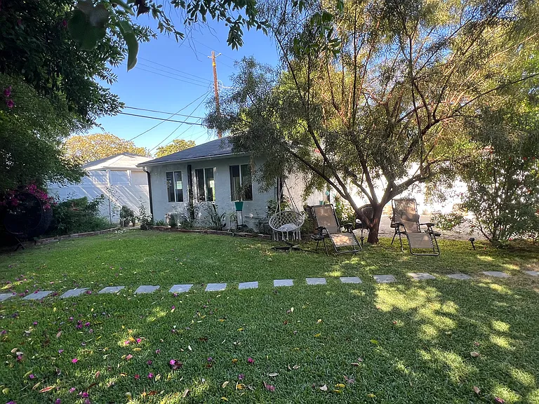 14605 La Maida St — Photo 1