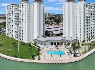 400 64th Ave APT 202, Saint Pete Beach, FL 33706