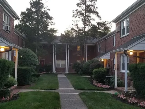 725 Broad Ave APT 6, Ridgefield, NJ 07657
