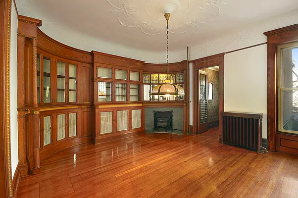 Sold by Corcoran | media 2