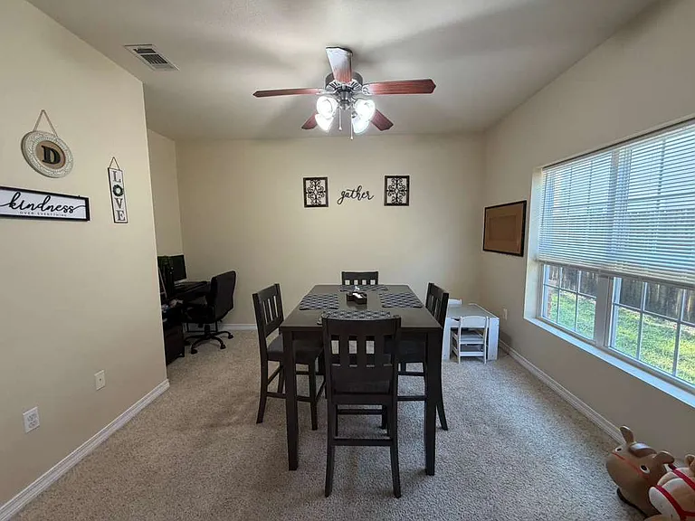 1529 Bentley Cir — Photo 9