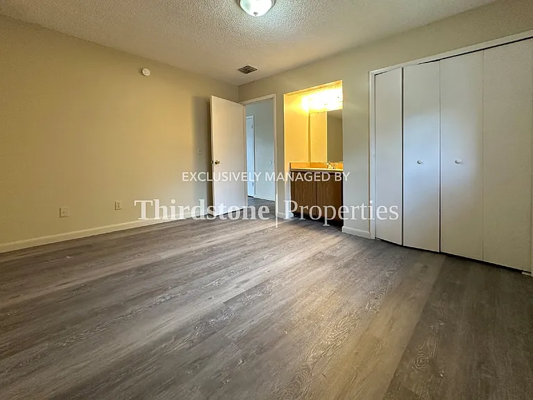 5128 Westchase Ct #4 — Photo 6