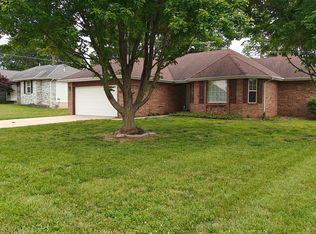 1246 Verna Ln, Nixa, MO 65714