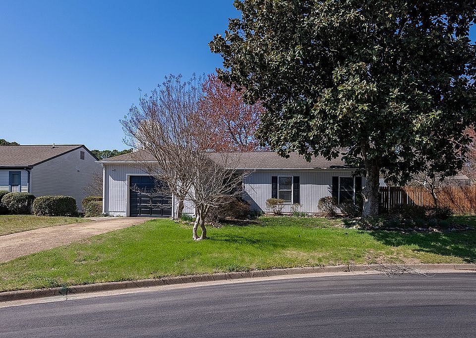 1st image of 4 Bowie Ct