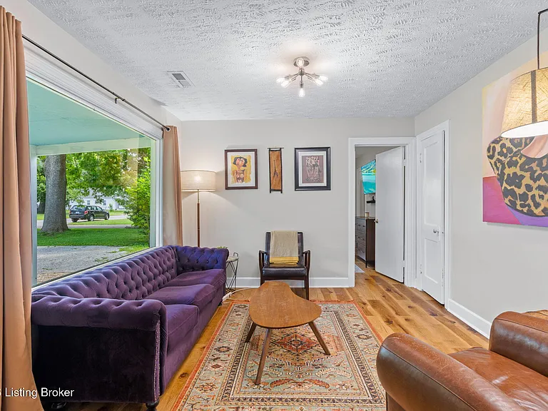 4207 S 1st St — Photo 16
