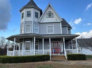 4499 Canterbury Ln, High Ridge, MO 63049