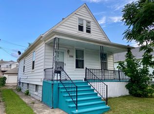 2364 Zinow St, Hamtramck, MI 48212