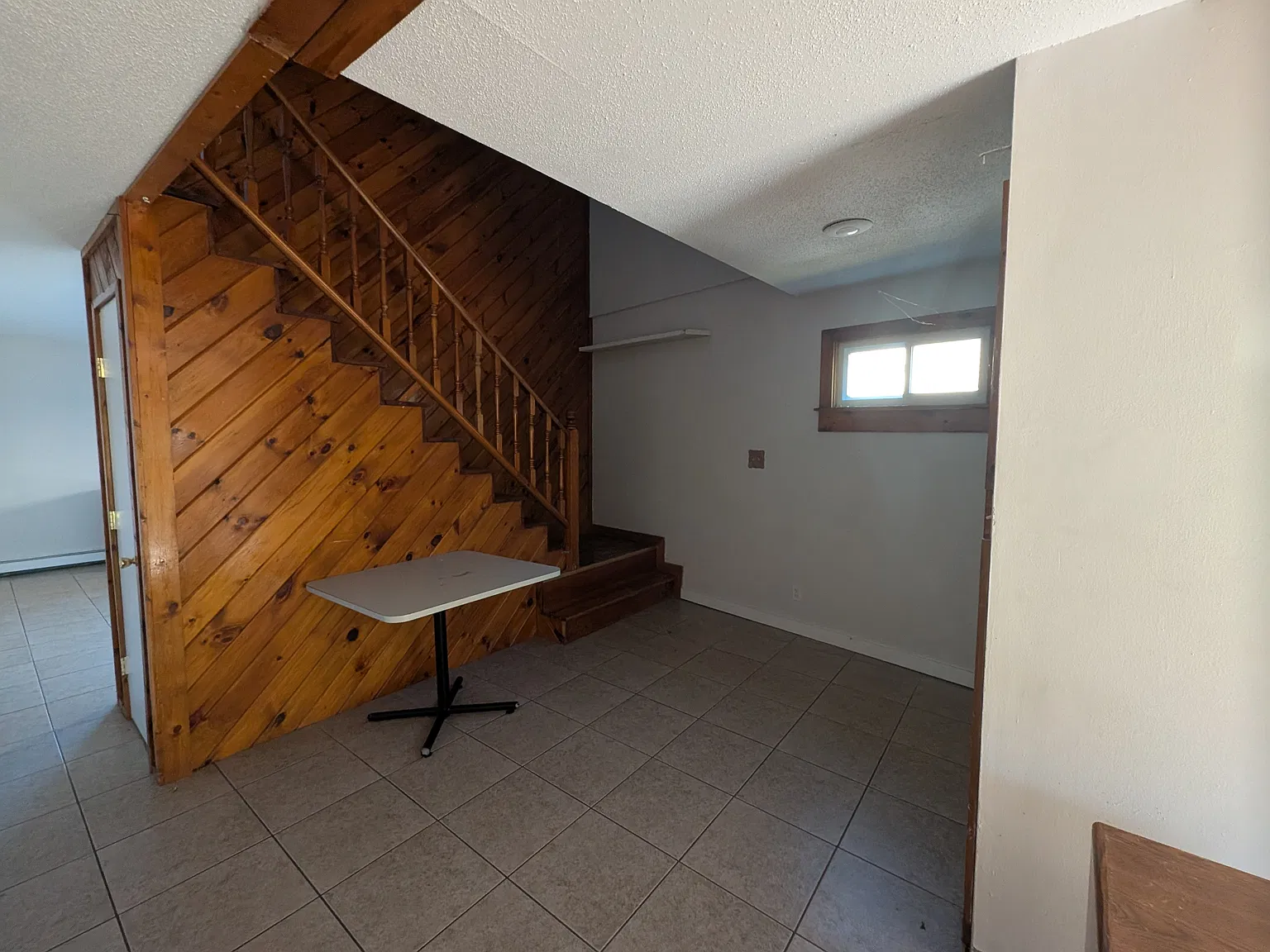 2 bed, 1.5 bath, 1200 sqft, $1,200 — Photo 4
