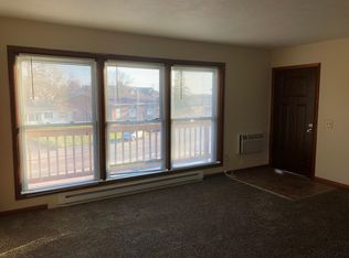 420 Farnham St APT D, Marshall, WI 53559