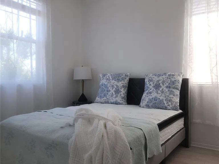 11465 N Oxford Ln — Photo 10