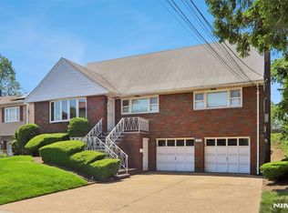 355 Chestnut Ave, South Hackensack, NJ 07606