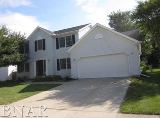 1701 Espey Dr, Bloomington, IL