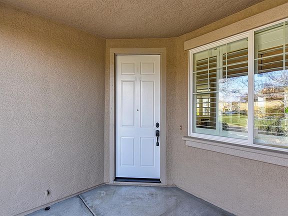 4th image of 3088 Grasmere Cir