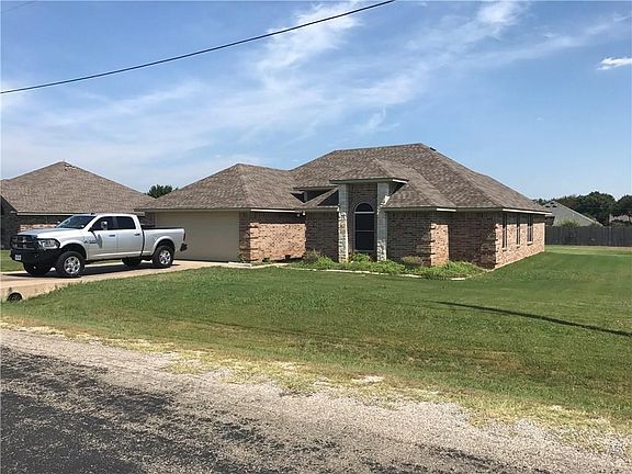 2nd image of 603 Parker Ln