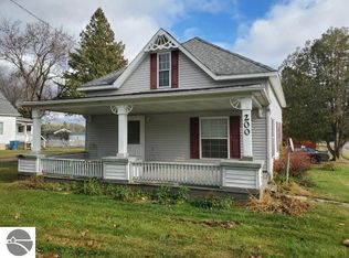 200 George Smith Jr St, Rose City, MI 48635