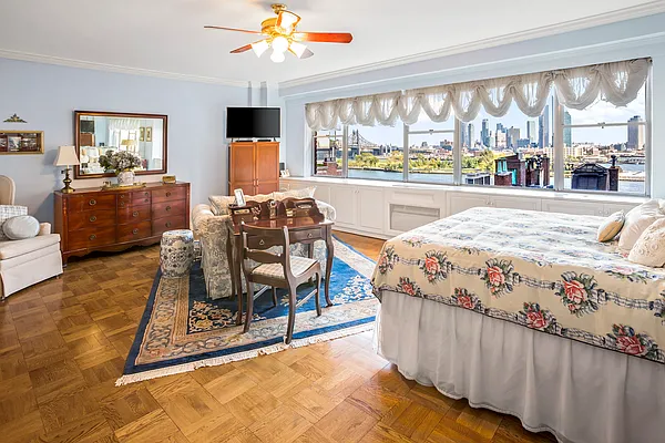 Sold by Compass | media 15