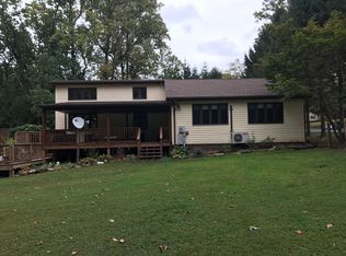 2105 Copenhaffer Rd, Dover, PA 17315