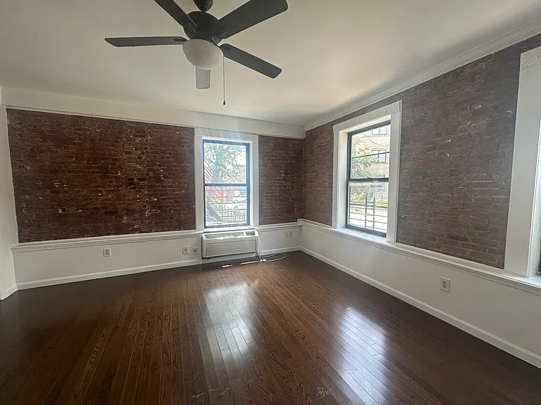 12 Park St #23 — Photo 9