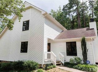 412 Myrtlewood Ct, Raleigh, NC 27609