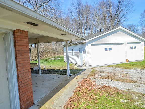 4th image of 9105 Linda Cir