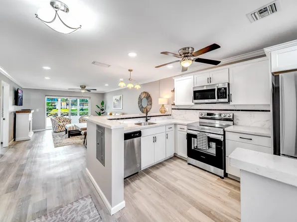154 Lake Dora Drive, West Palm Beach, FL 33411