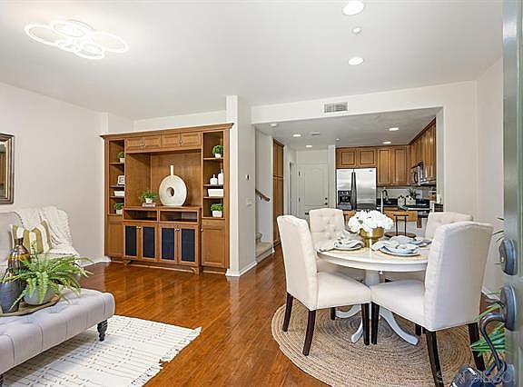 5th image of 10536 Calle Tamarindo Unit 7