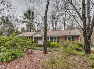 4605 Knightbridge Rd, Greensboro, NC 27455