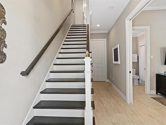 5th image of 126 Lily Ln