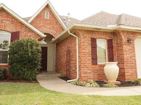 4th image of 17300 Picasso Dr