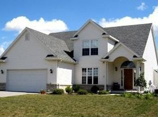 629 Sandstone Dr, Perrysburg, OH 43551
