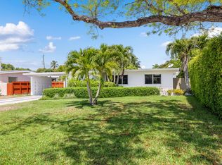 757 Broad Ct S, Naples, FL 34102