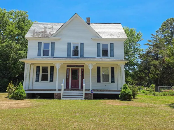 7781 Seaside Rd, Nassawadox, VA 23413