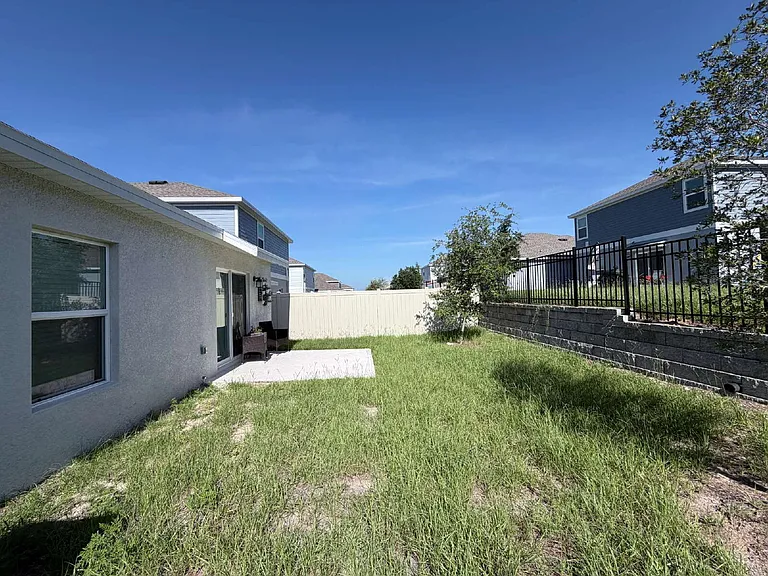 2715 Gentle Rain Dr — Photo 20