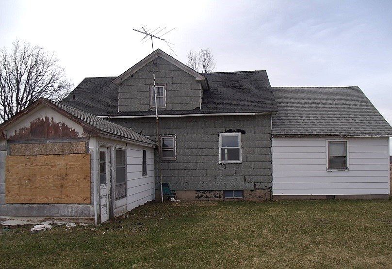 2nd image of 7834 E Burns Rd