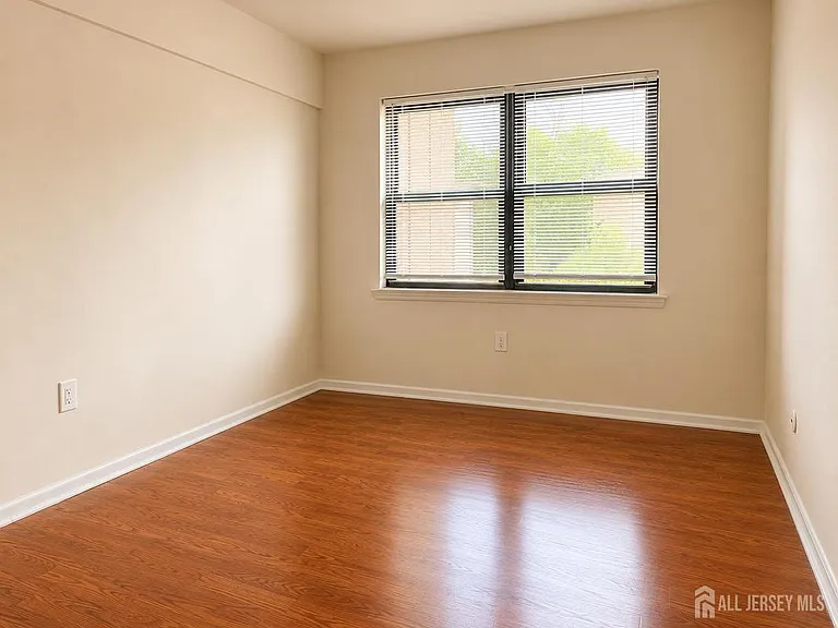 1728 Raspberry Ct — Photo 8